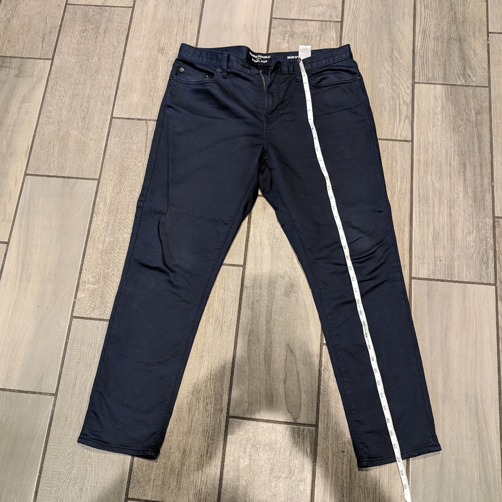 Banana Republic the traveler blue jeans.